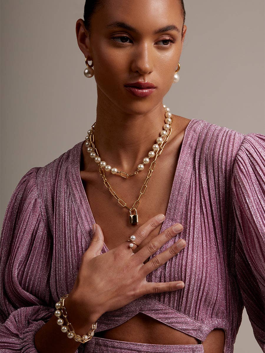 Pearl and Lock Necklace