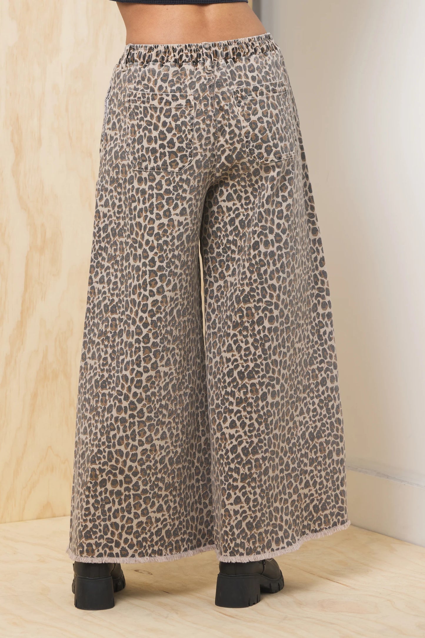 Wild Washed Stretch Denim Wide Leg Pant