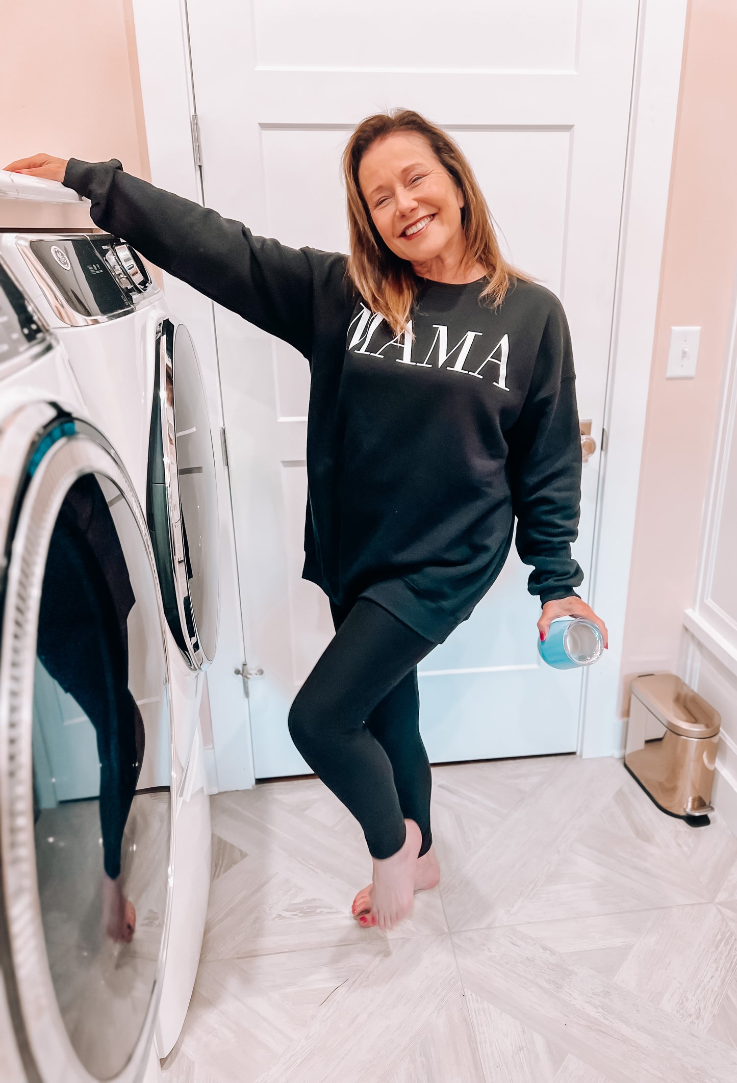 MAMA Preslie Crewneck