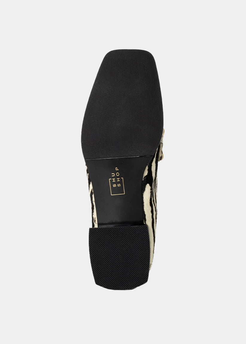 Therese Zebra Hair Loafer