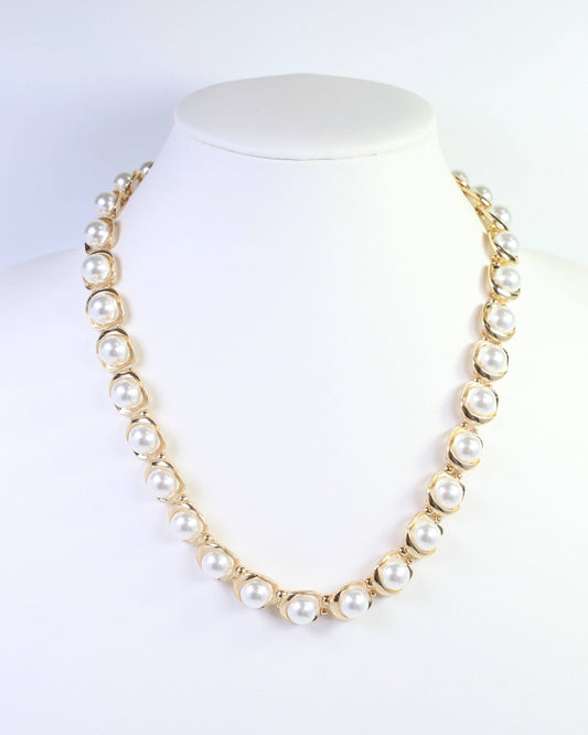 Hudson Pearl Cast Link Necklace Gold