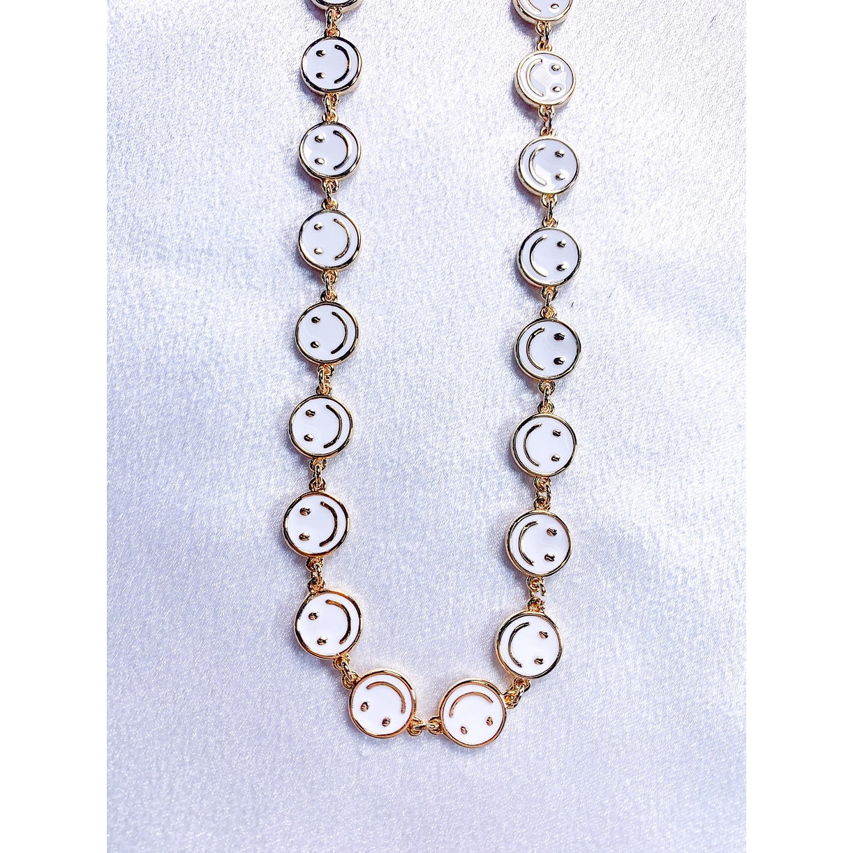 Smile Choker