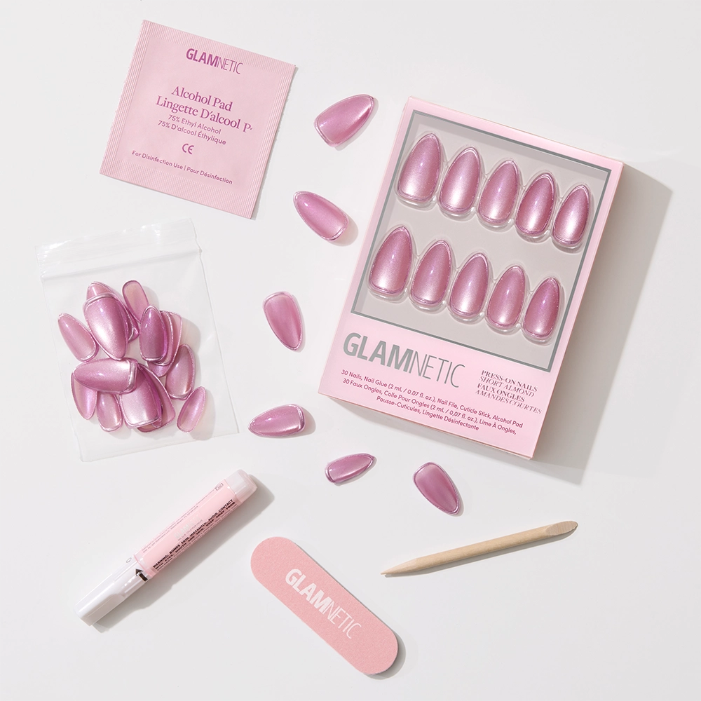 Glamnetic Mertini Nails