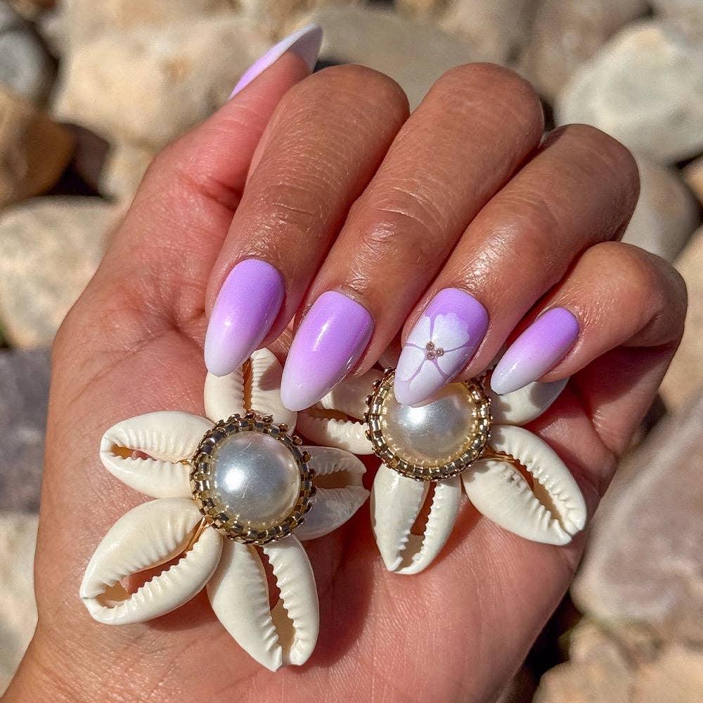 Glamnetic Lilac Reef Press-On Nails | Short Almond Purple Floral Nail