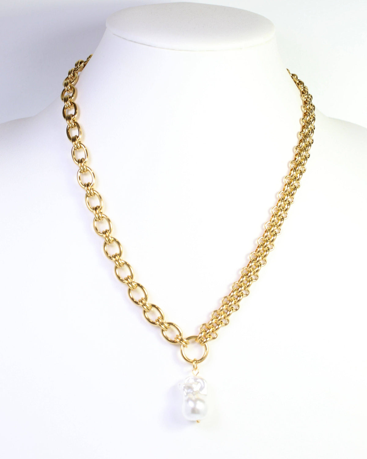 Coralie Asymmetric Link Pearl Necklace Gold