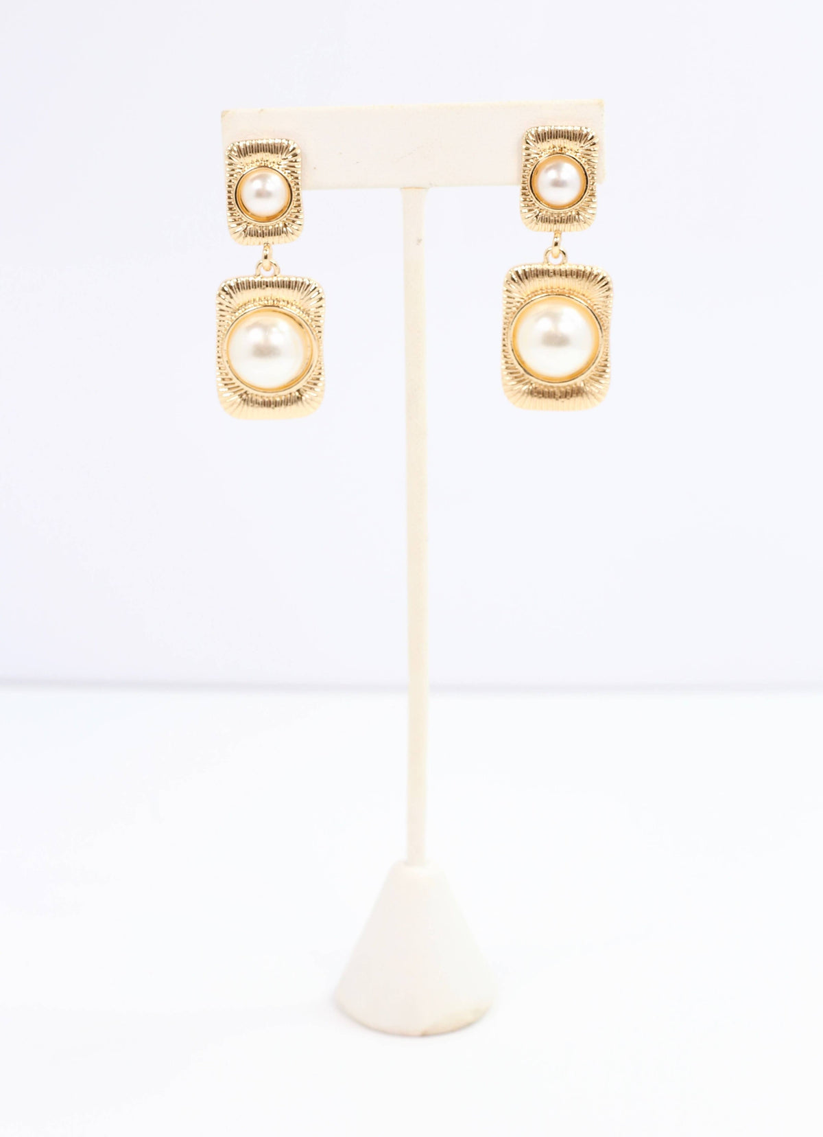 Giovonnie Pearl Drop Earring Gold