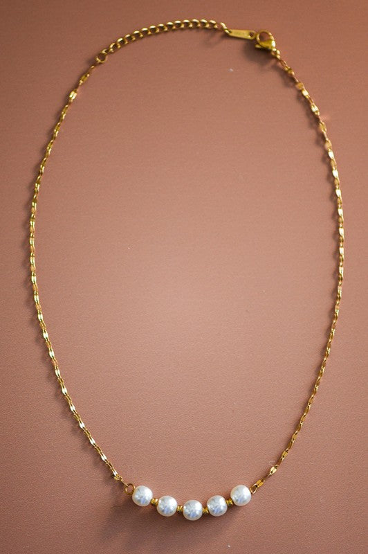 Delicate Pearl Necklace