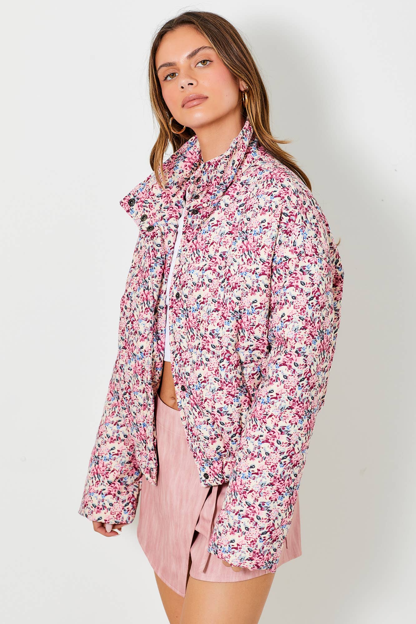 Chaqueta acolchada con estampado floral