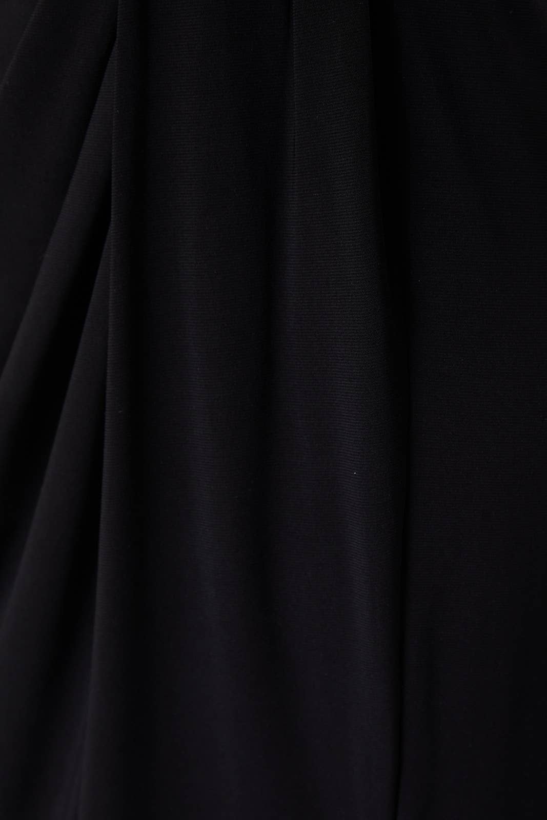 Zahra Sleek Midi Dress