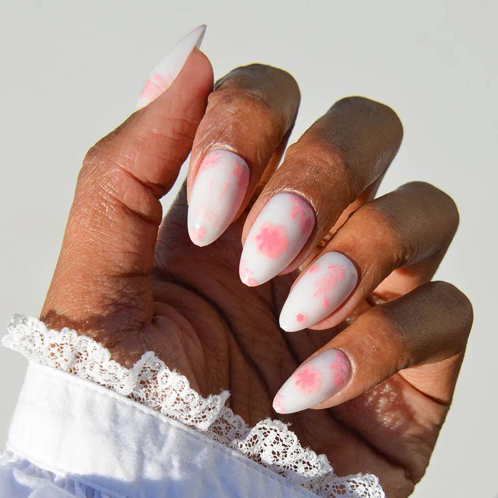 Glamnetic Fleur Amour Press-On Nails | Short Almond Pink Blossoms Love