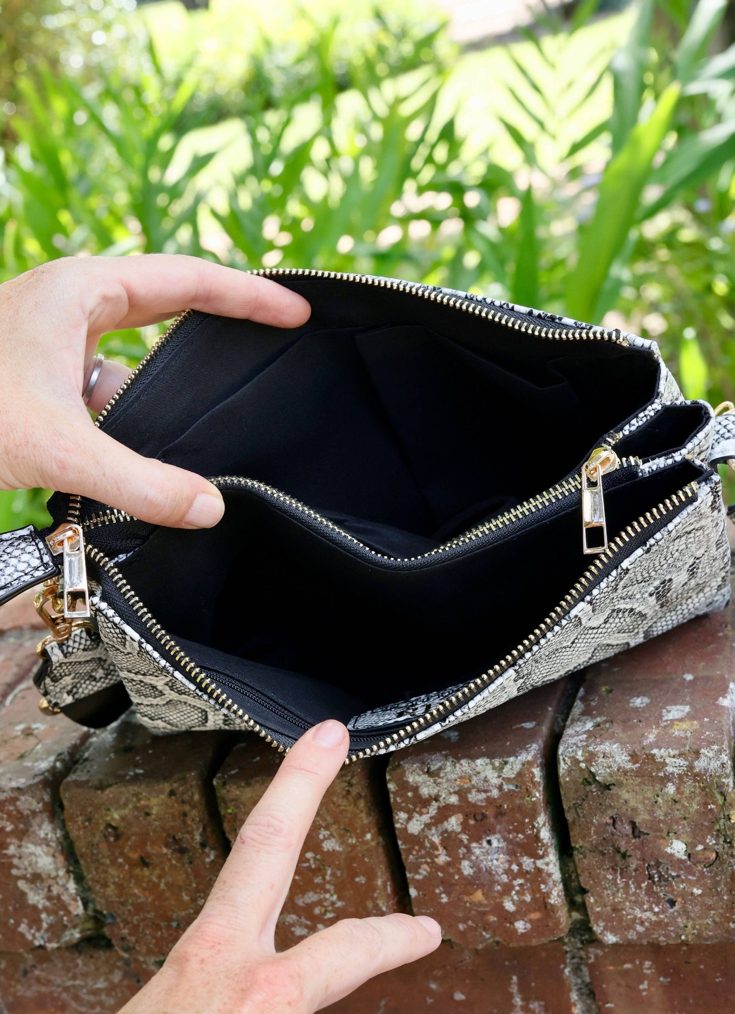Ariana Crossbody Snakeskin