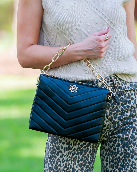 Ariana Crossbody Black V Quilt