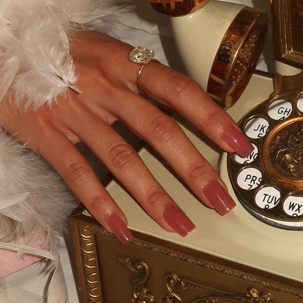 Glamnetic Dusty Pink Nails