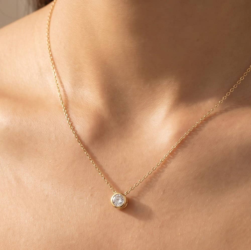 Round Bezel Pendant Necklace