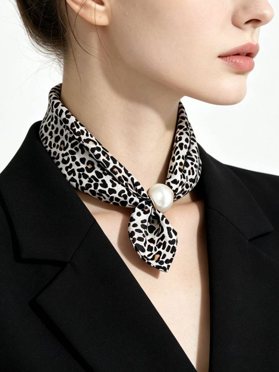 Leopard Print Scarf With Pearl Magnetic Clasp