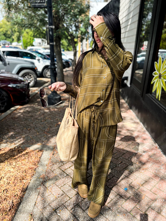 Modern Moment Olive Top