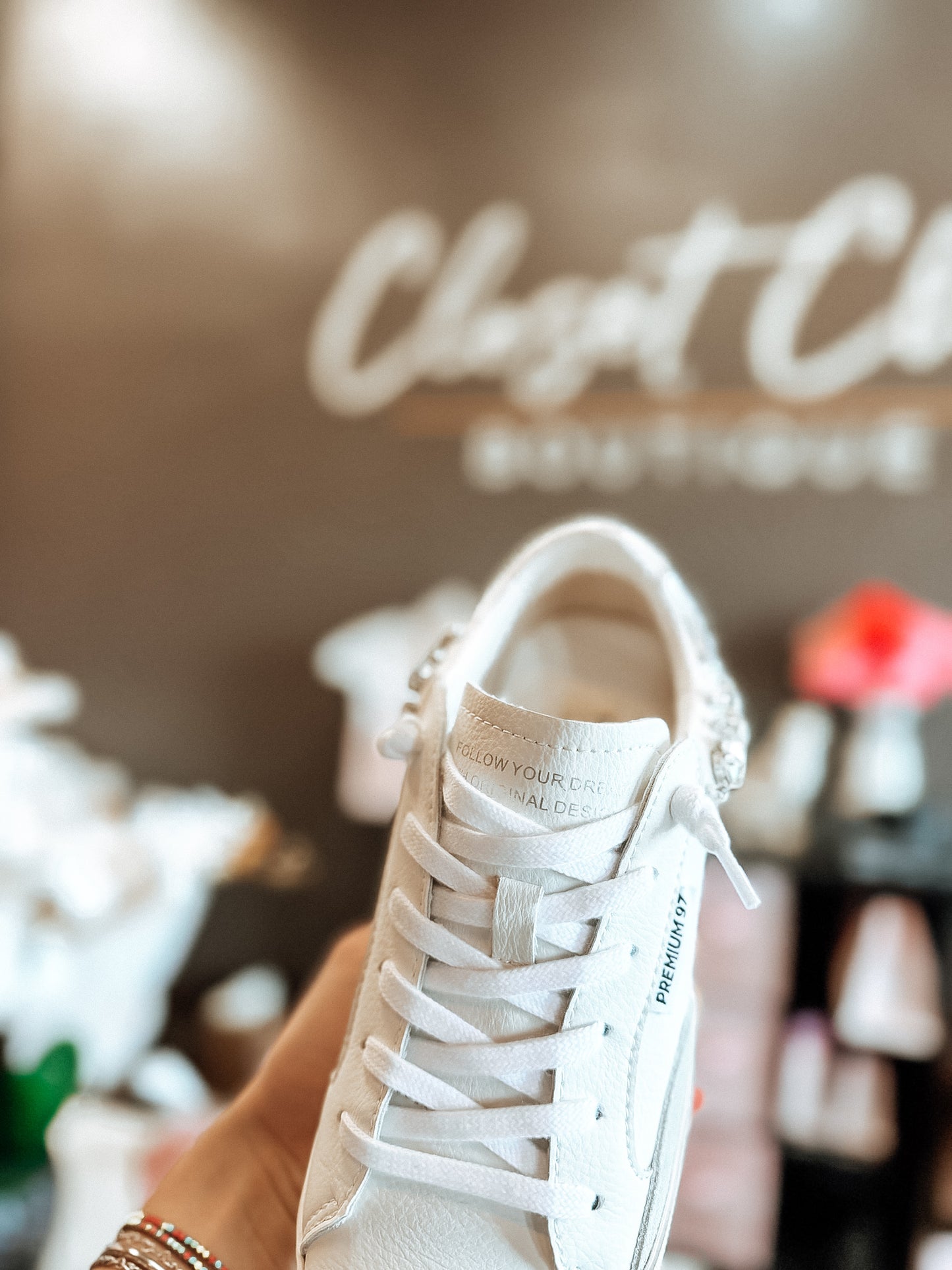 Vintage Havana Premium White Stone Pop Sneakers