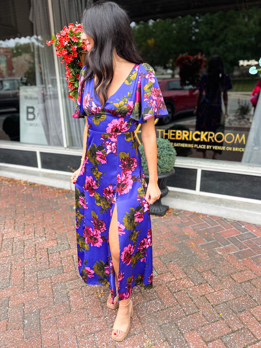 Mesmerizing Essence Flutter Sleeve Plunging Maxi Dress