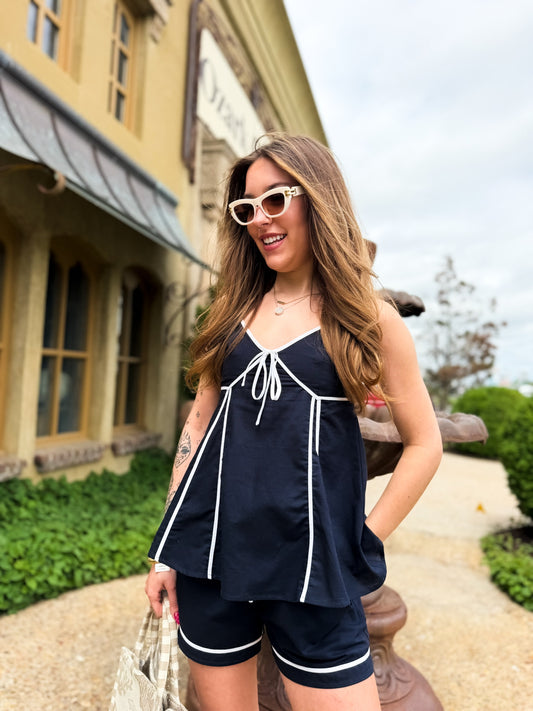 Erin Navy Linen Set