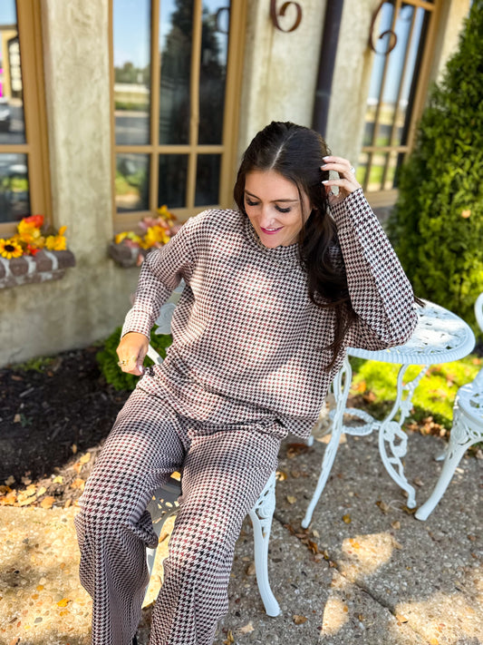 Houndstooth Cloud Fleece Mockneck