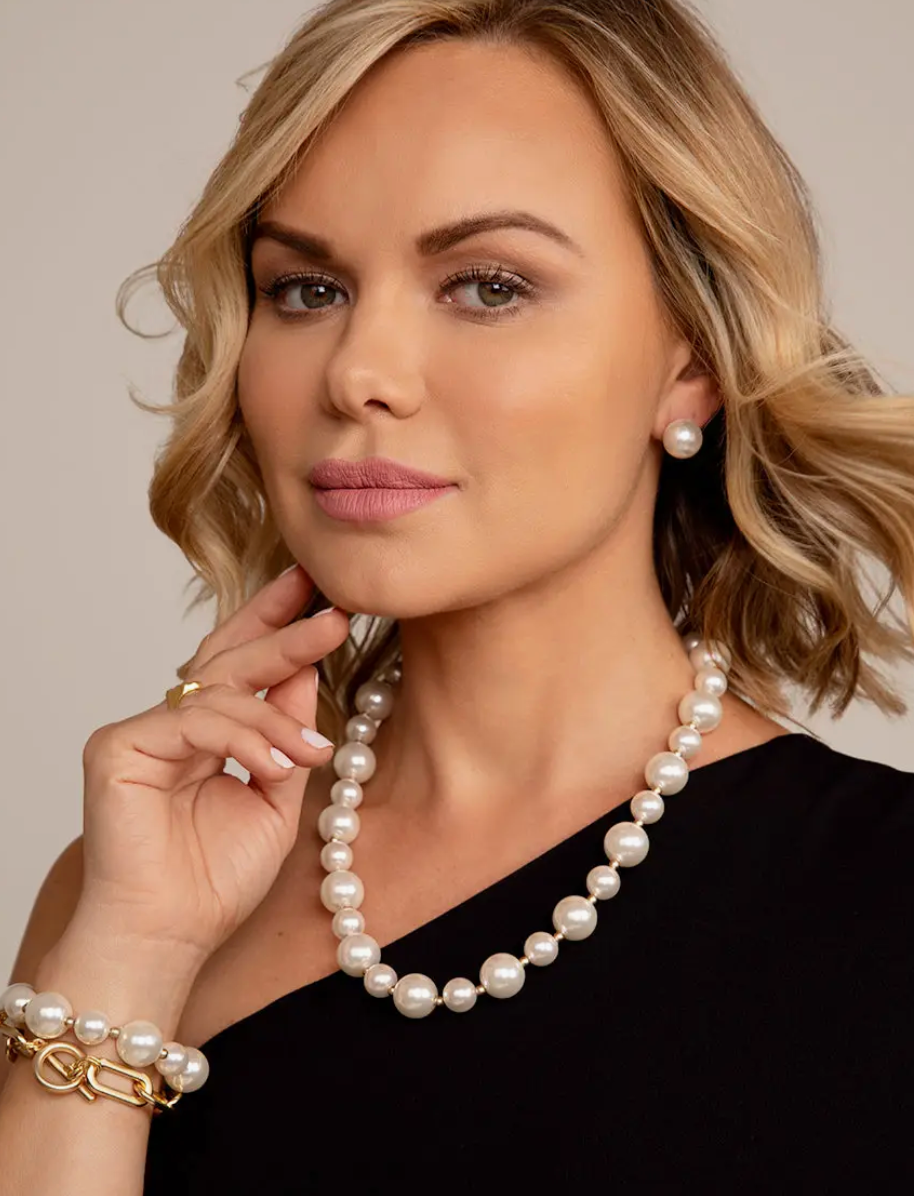 Mixed Pearl Collar Necklace