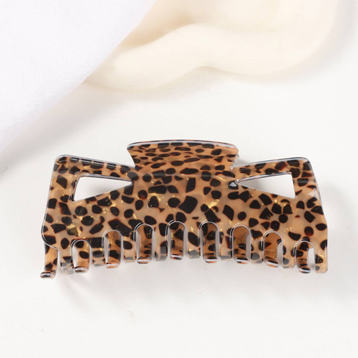Retro Leopard Print Hair Clip