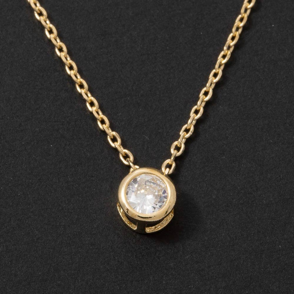 Round Bezel Pendant Necklace